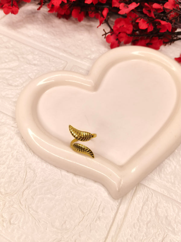 Twin leaf Elegance Ring